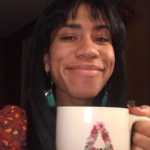 Meet your Posher, Andrea